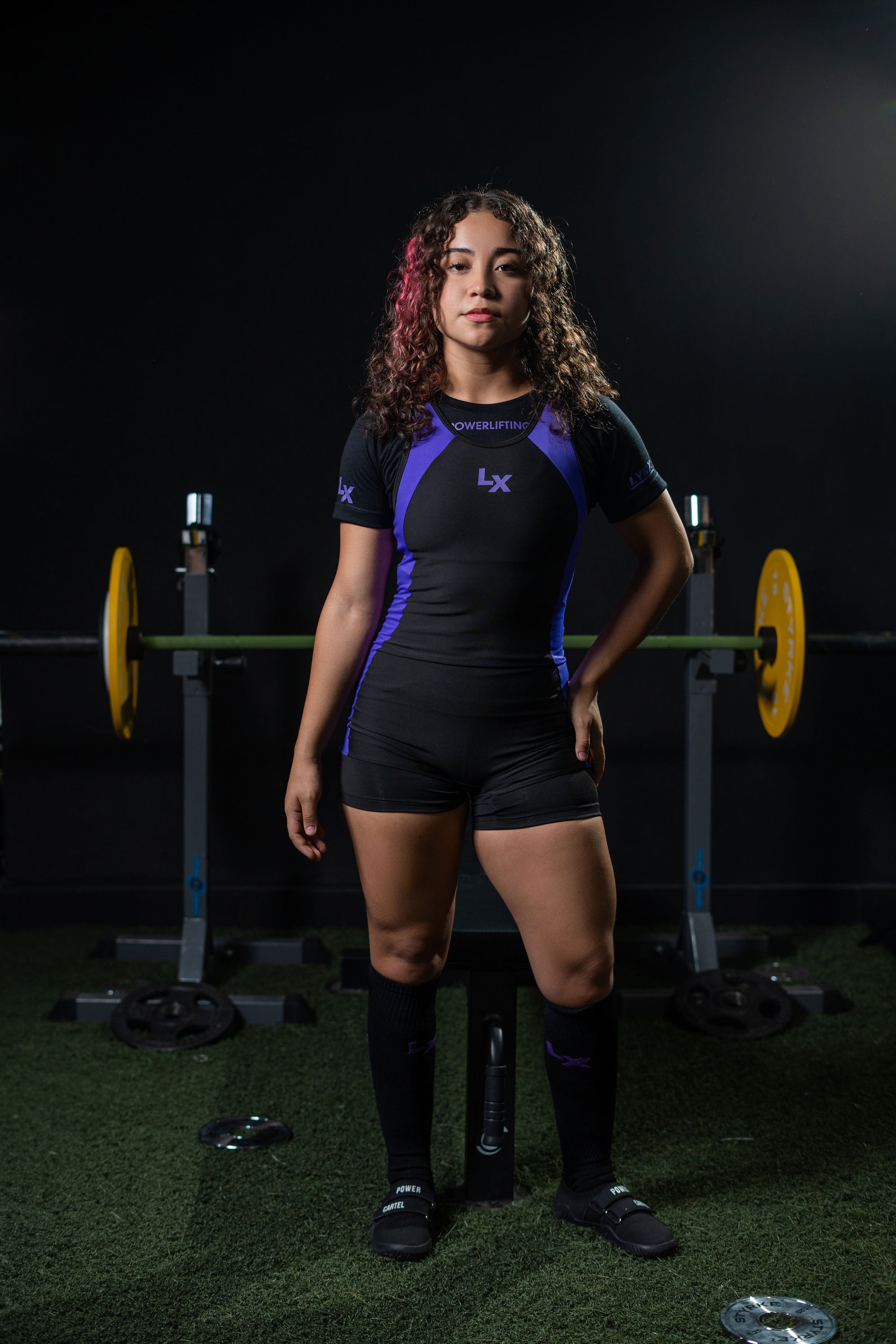 Singlet Titanium negro con morado