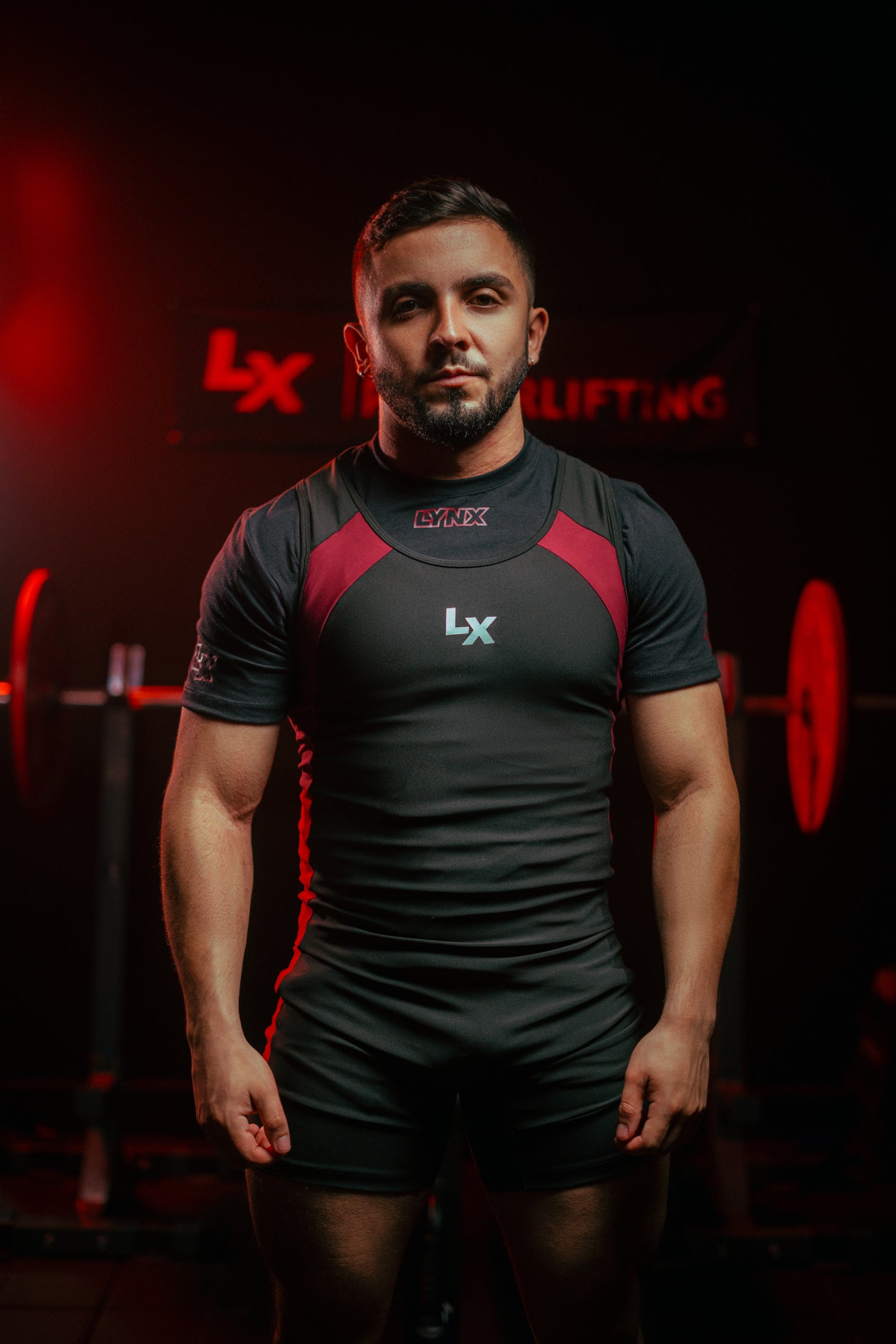 Singlet Titanium Negro con vinotinto
