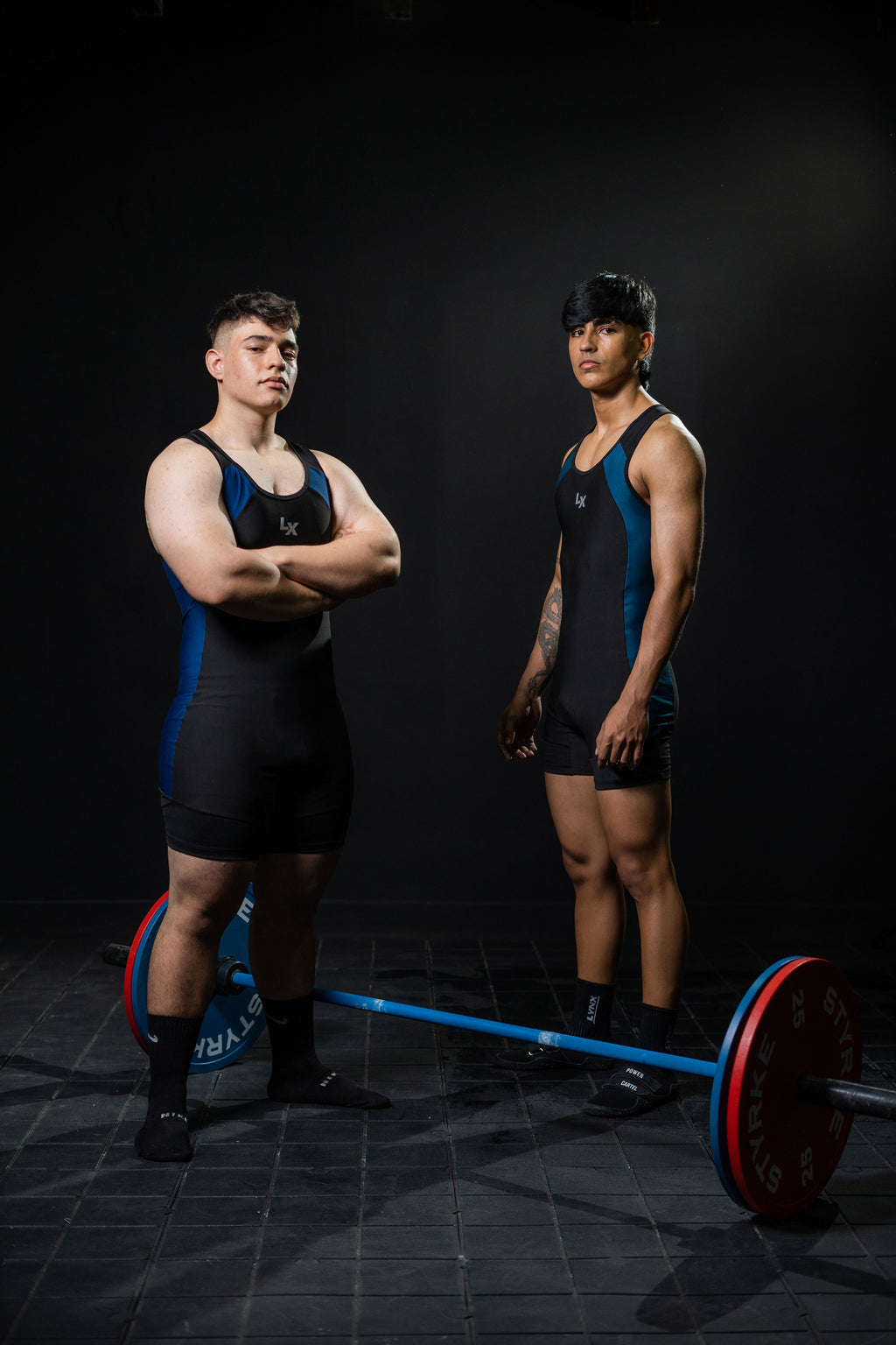 Singlet Titanium negro con azul